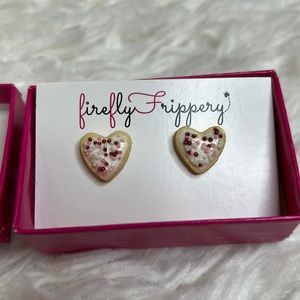 🌟 FIREFLY Frippery Red Pink And White Sugar Cookie Earrings